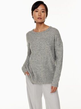 Aritzia Babaton Thurlow Women’s Crewneck Sweater in Light Gray